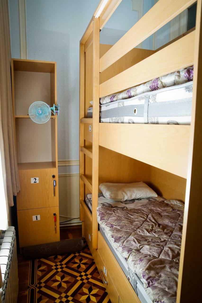 באקו Comfy Hostel מראה חיצוני תמונה