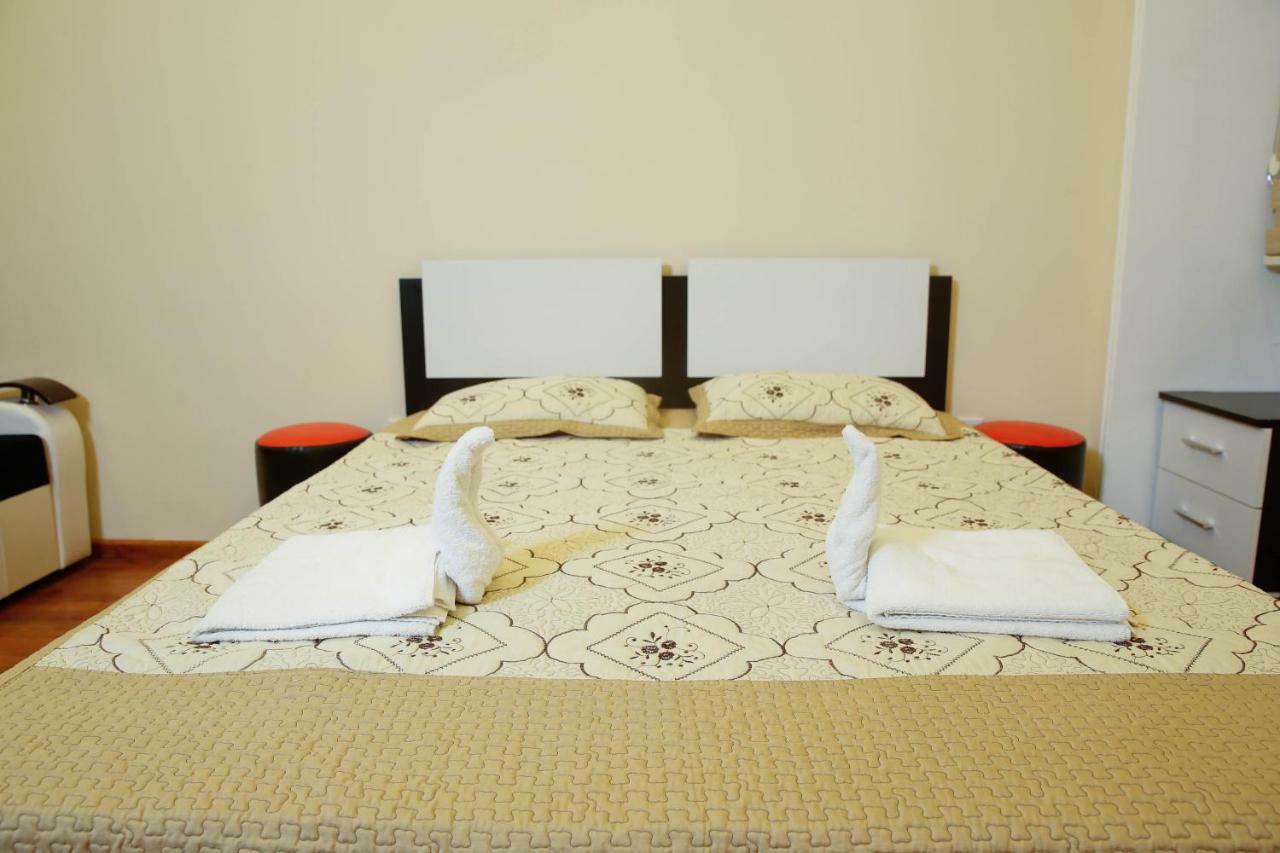 באקו Comfy Hostel מראה חיצוני תמונה